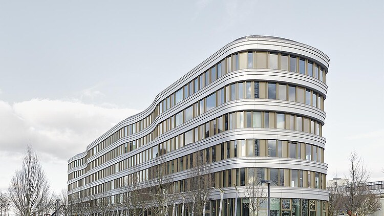 Exterior view of new ZÜBLIN building Z2 in Stuttgart